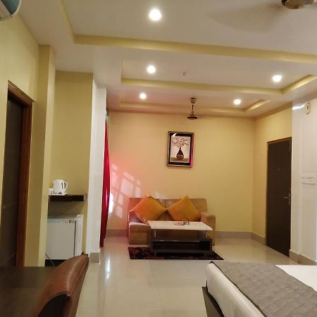 Hotel Sc Continental Itanagar Экстерьер фото