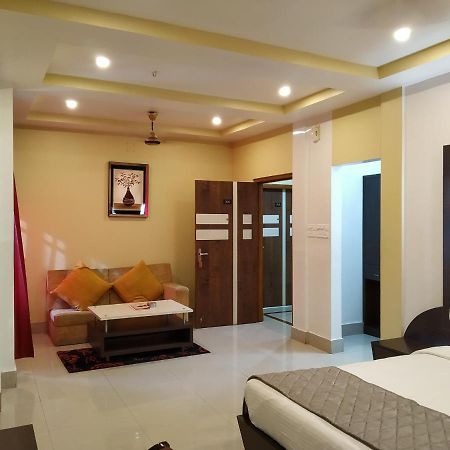 Hotel Sc Continental Itanagar Экстерьер фото