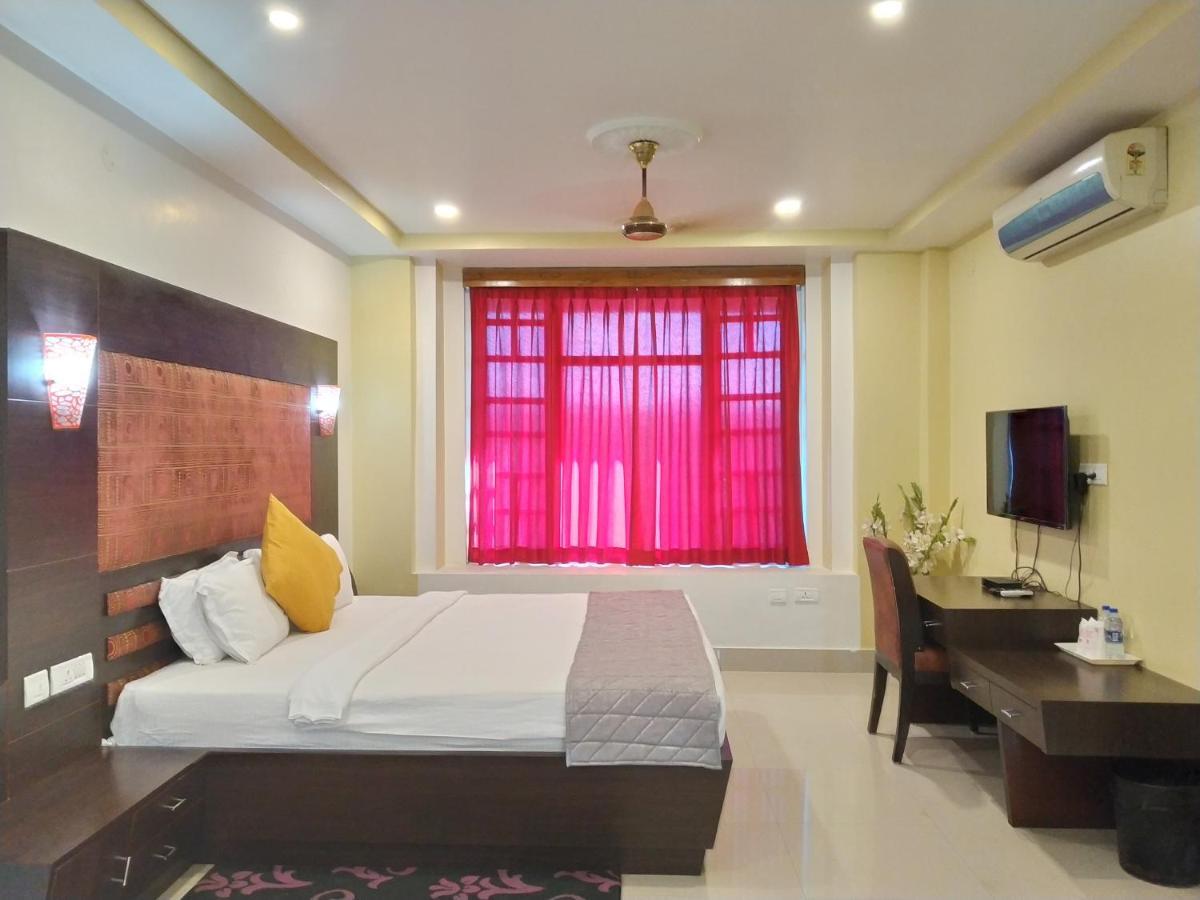 Hotel Sc Continental Itanagar Экстерьер фото