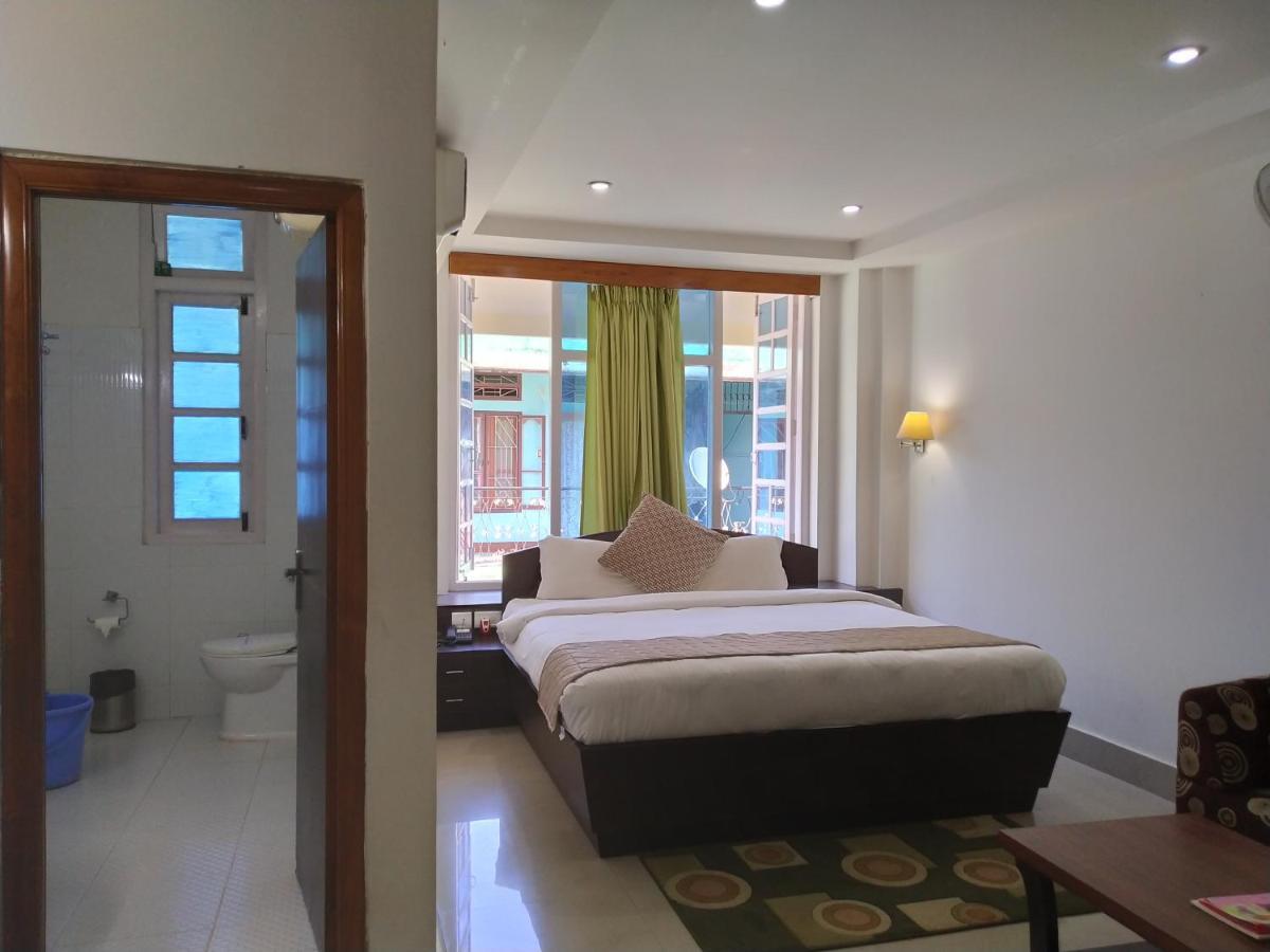 Hotel Sc Continental Itanagar Экстерьер фото